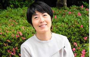 【元TBSアナウンサー小島慶子】「もう女子アナと呼ぶのはやめよう、画面の花にされ、ゴシップや性的な対象として消費するまなざしが向けられる、敬意のない呼称です、喜び組も同じでしょう」