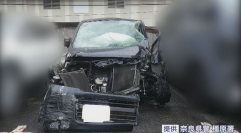 【奈良】中高生ら乗った軽乗用車が電柱に衝突し田んぼ転落　5人が重軽傷　運転の17歳女性は『無免許運転』「皆で遊んでいた」 橿原市