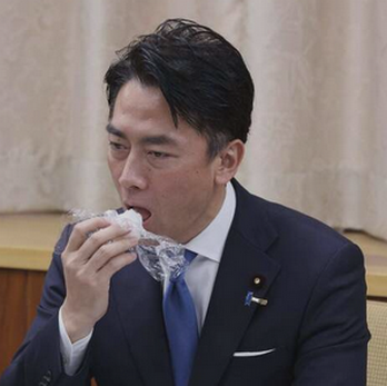 【政治】「次の首相」小泉進次郎氏がトップに　備蓄米効果？　高市氏を逆転