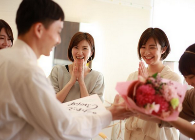 【お祝い】独身女性「私たちは持っていかれるだけ」の不公平感　 渡し続けたご祝儀「50万円超」を回収できる日は？