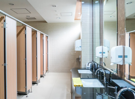 【北海道】「神聖な女子トイレに入ってみたかった」女性客が不審な男に気づき、店舗関係者が取り押さえる…建造物侵入容疑で自称55歳の男を逮捕