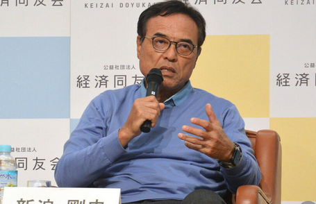 すまん今の日本ってガンガン外人入れないと崩壊するのに、なんであんなに排外主義が人気なんだ？