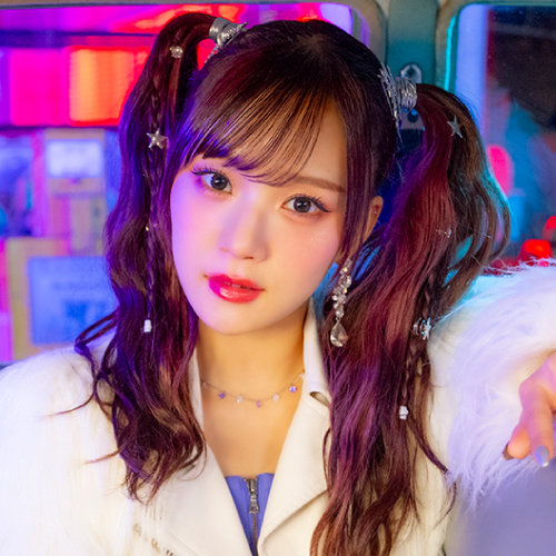 【悲報】稲場愛香さん、マレーシアで売り子になる