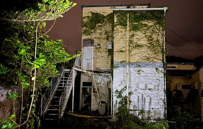 【長崎】アパート階段が崩落　男性2人転落し1人死亡