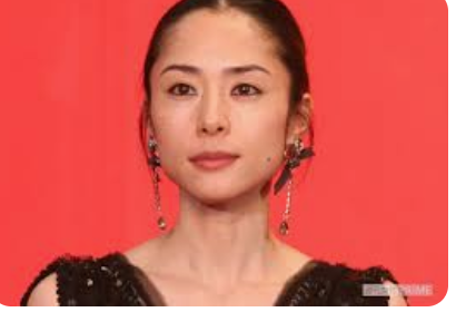 【画像】深津絵里(52)さん、映画出演のビジュアルカットに「全然変わらない」の声