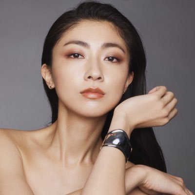 【熊井友理奈】『KUMA MEETING 2025～オンタイムでいきます！！～』オリジナルグッズ公開！