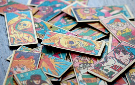 【懐】さすがにめんこ遊びって昭和40年代の遊びでは？昭和50年代は野球とファミコンだったよ
