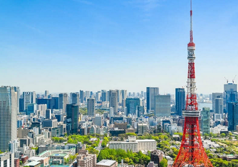 【移住したい都道府県】3位「福岡県」2位「沖縄県」を抑え、1位になった地域にビックリ！“生活にかかるお金”はどのくらい？ メリットや注意点もあわせて解説