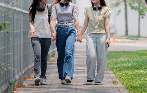 【大学院】中国人留学生が急増する日本の大学院で何が起きているのか？　「面接対策だけで合格」「日本語能力が低く学部レベルの知識も不足」…指導の手間ばかりかかると教員も疲弊