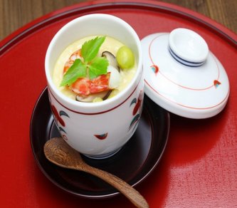 【マナー】「生まれて初めて知った」茶碗蒸しの正しい食べ方がSNSで話題
