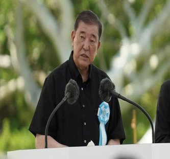 石破首相、保守派がうるさいので戦後80年談話見送り