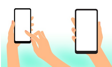 スマホをどっちの手で持つか40～50代左手持ち　若者は右手持ちが主流