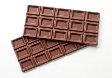 【経済】板チョコ200円時代　10週販売減、カカオ高騰でチョコっとぜいたく品に