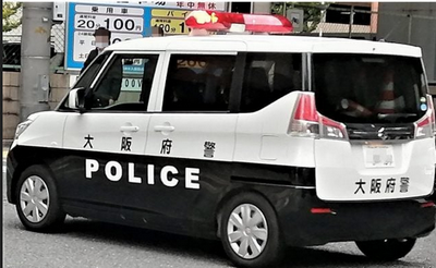 【静岡】ミニパトカーの窓ガラスを割り女性警察官の胸倉をつかんで職務を妨害した疑い　ブラジル国籍の男を現行犯逮捕
