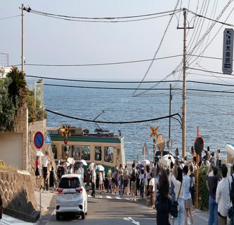 【外国人】『スラムダンク』聖地、観光公害で無法地帯化か「あちこちに排便されている」