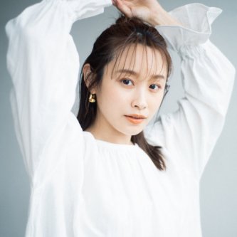 【グッズ】​高橋愛バースデーイベント『 いちごのビスケットはお好き？「見た目は少女、年齢は39祭(さい)」若作り？いいえ、能力です』
