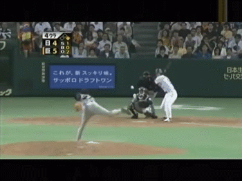 【GIF】ホームラン打たれた瞬間グラブ叩きつける奴ｗｗｗｗ