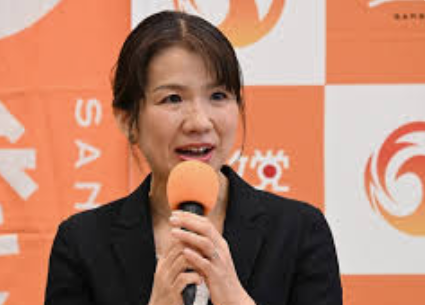 【参政党】豊田真由子氏が涙の演説「われわれは外国人を差別しない。皆さんが間違っている。皆さんが参政党を差別している。皆さんは差別主義者ですか。皆さんはレイシストですか。違うだろー」
