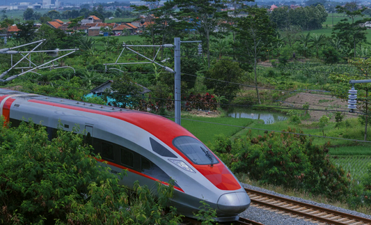 【国際】インドネシア高速鉄道がたった2年で“財務悪化” 日本の提案を断るも『結果的に費用は1.3倍』に