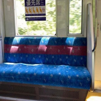 【X】優先席「譲らない勇気」が話題に！ 10万いいねの現実、「高齢者vs子ども連れ」を避ける方法とは？