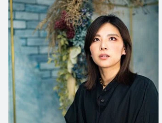 【学歴】斉藤ナミ「低学歴のせいで頭が悪いと見下され、自分も卑屈になってしまう。お金があれば、高学歴だったかもしれないのに」