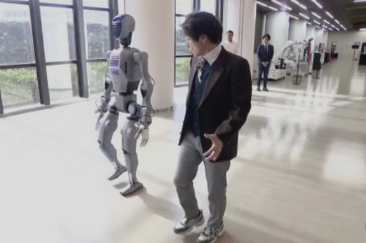 【家庭や職場にも人型ロボット!?】 中国の開発企業は45万社 日本が遅れを取るワケは… 「海外企業は製品を作ると『出してしまえ』と勢いがある」