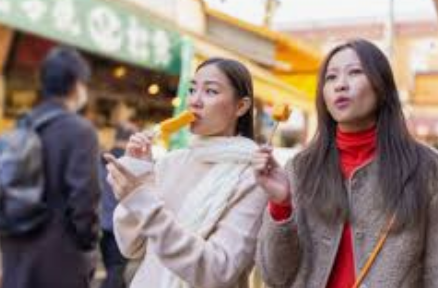 「自粛要請は気にしない。日本に遊びに来たいし、日本の物を買いたい」 石川県に来た中国人観光客