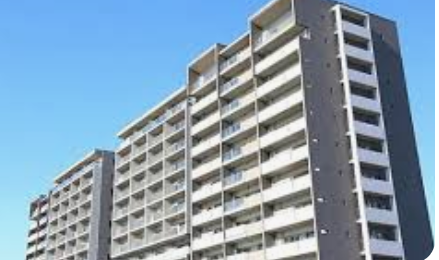 【東京・杉並区】マンション4階から転落の小１男児はインフルエンザ　母親は薬をもらいに外出中