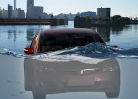 教師を懲戒免職　5軒はしご→車を盗む→道に迷い車水没→他の車の中で眠る