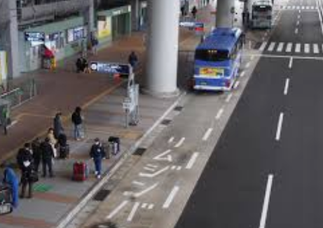 【大阪】関西空港・第１ターミナルの４階から中国籍の20代男性が転落し死亡　警察官が駆け寄るも自ら手を離す