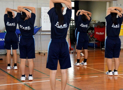【広島】下着の透けに配慮、学校で紺の体操服じわり増加　生徒は「汗も目立ちにくくて良い感じ」