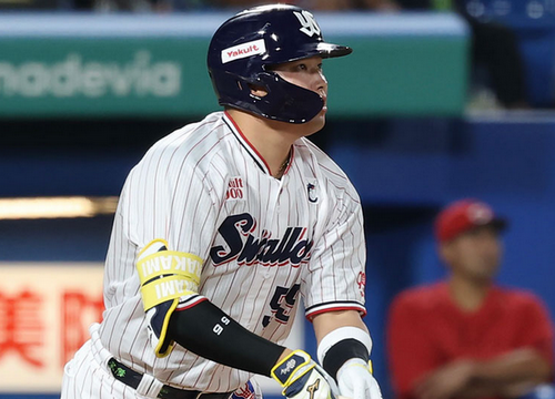 【争奪戦勃発へ】世界一ドジャースが早くも次に狙う〝日本の主砲〟村上宗隆・・・ＮＹメディア 「大谷を逃したヤンキースが、村上を〝第２の救世主〟と見ている」