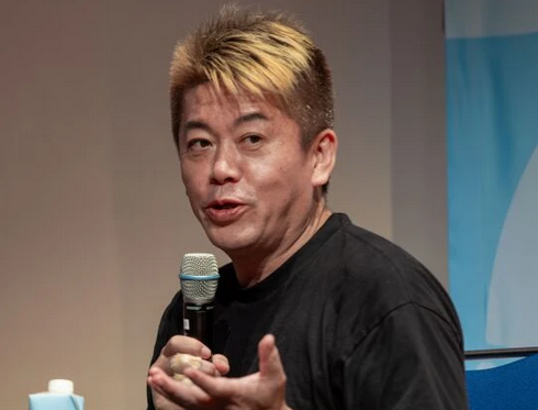 【芸能】堀江貴文氏、Ｍ－１に言及「過去10年分全部見ましたけど、何が面白いのかさっぱり分からない」