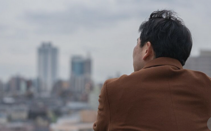 【定年】俺の居場所が…ない。〈退職金2,700万円〉毎日「図書館通い」の63歳男性、「妻の冷たい視線」に耐えられなくなった理由