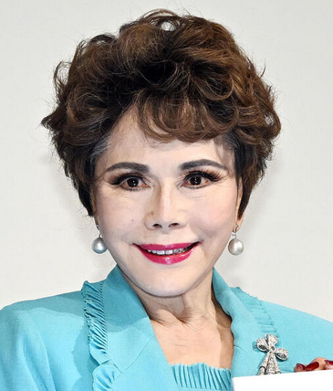 【X】「戦いましょう」デヴィ夫人「理不尽な中国の暴虐に対し…日本経済に多少影響があっても」