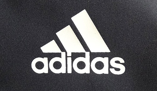 【サッカー日本代表】ネトウヨ、ナイキに続きアディダスの不買運動開始かwwwwww