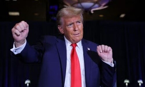 【悲報】トランプ、やっぱりプーチンの犬だった…　ロシアのG8復帰、ウクライナ兵力に上限、領土割譲　米和平案