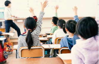 【新宿区】小学校で男児から胸をもまれるなどの性被害を受けた小学生の女児（8） 学校側が申告を虚言扱い、いじめ重大事態の調査せず 330万円の損害賠償を求める訴訟