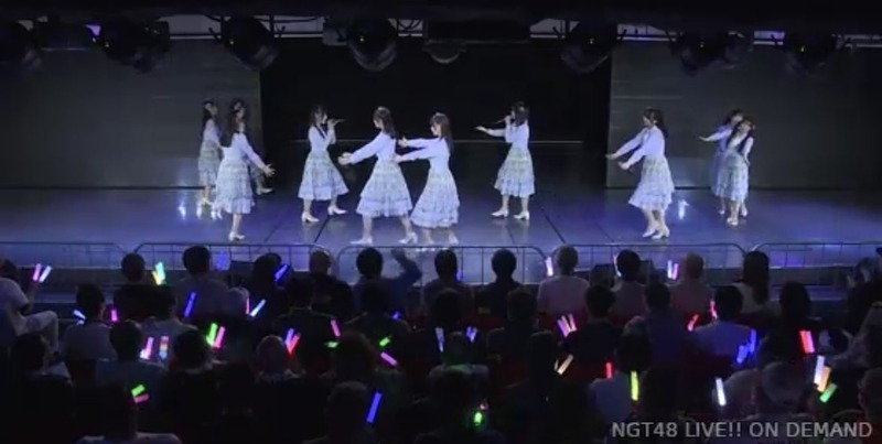 【お知らせ】NGT48劇場さん　客席とステージの間に1mの金属柵が設置　赤門にガードマン