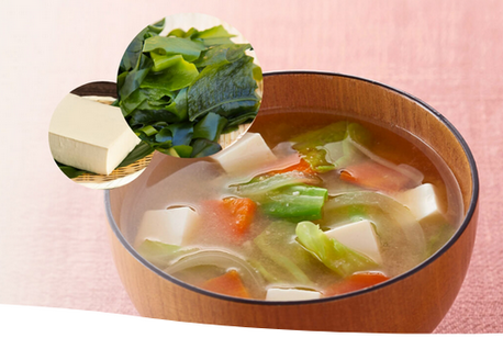 みそ汁に“意外と”よく合う具材ってある？1位トマト　2位カボチャ　3位サツマイモ