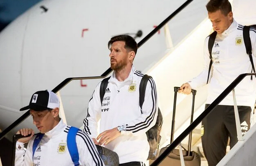 メッシ、中国にクレーム「台湾は中国の一部なんだろ？だったらこのパスポート使えるだろ」