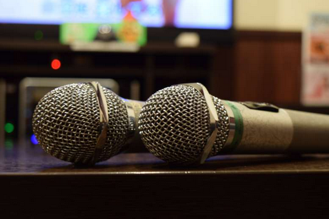 【宮崎】歌いたいという気持ちにあらがえなかった――無断で勤務中にカラオケに行った20代男性技師を減給処分　都城市