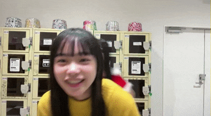 【7期生】ロッカー前ではしゃぐ7期生