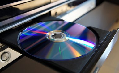 【高画質・大容量】ブルーレイはオワコン？ ソニー生産終了が意味する「次世代メディア」の失敗