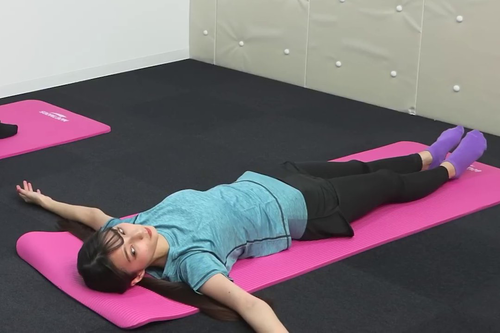 【悲報】女性声優さん、なぜかエッッッッな体操をやらされてしまう……