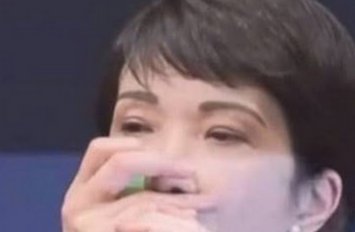 【画像】高市早苗、朝鮮飲みをしてしまうwwwwww