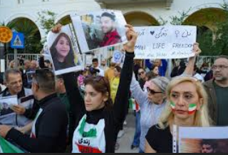 【国際】イラン司法当局「デモ参加者は死刑」と表明