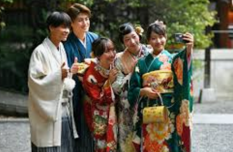 【社会】「成人式は不要」4割超 1.3兆円の和装・美容・スーツ産業に迫る"静かな危機"