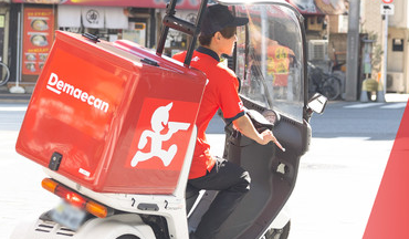 【中国】お隣さんの出前を盗み食いした7歳男児が胃腸炎で入院、男児の両親が治療費の支払い求める