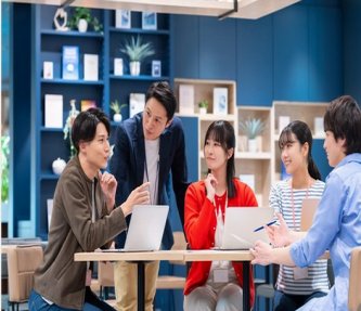 【社会】「商談の時は互いにスーツを着るべき！」カジュアル化するビジネスマンの服装を嘆く、70代の元“企業戦士”の言い分「ドブネズミルックにも誇りと愛着がある」